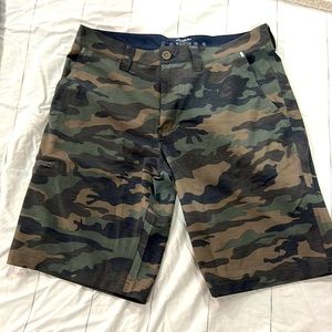 Flag and Anthem Camo shorts men’s 31